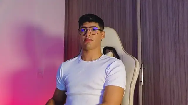 Jimmy Leeh  online show from 2, 10, 2025