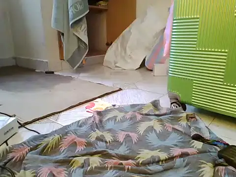 Snapshot of sweet_vee42 chatting on 29, 11, 2025 sweet vee42 online show from 29, 11, 2025