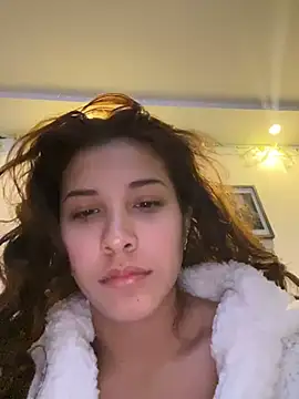 crystal bunny7 online show from 6, 12, 2024