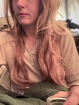 GoldenFlameGoddess online show from 24, 9, 2025