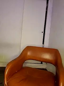 leilagonzalez online show from 8, 2, 2025