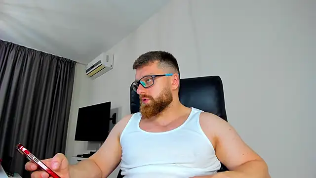 Findom guy online show from 18, 4, 2026