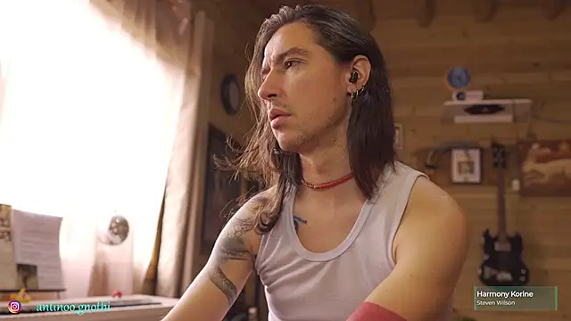 Snapshot of Antinoo_Gnothi chatting on 24, 11, 2025 Antinoo Gnothi online show from 24, 11, 2025