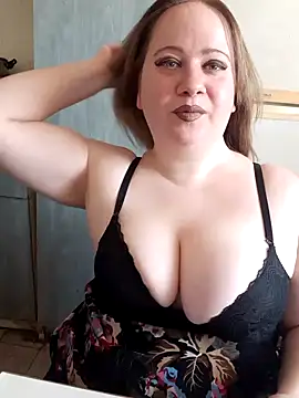 D Marinna online show from 4, 3, 2025