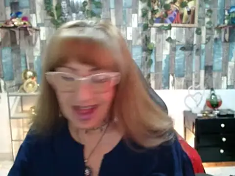 Snapshot of KarimaSarabe chatting on 10, 3, 2025 KarimaSarabe online show from 10, 3, 2025