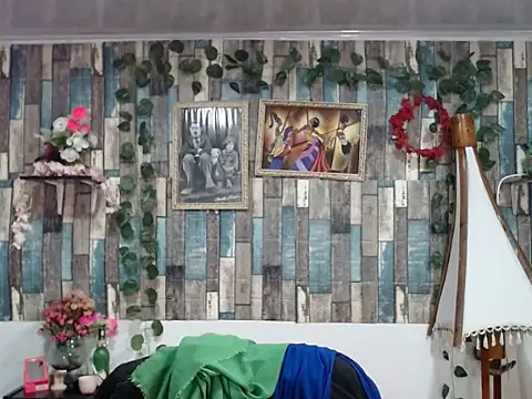 Snapshot of KarimaSarabe chatting on 31, 10, 2025 KarimaSarabe online show from 31, 10, 2025