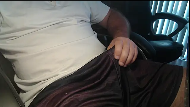 Snapshot of jdcfnmhard chatting on 4, 3, 2025 jdcfnmhard online show from 4, 3, 2025