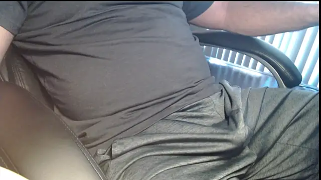 Snapshot of jdcfnmhard chatting on 7, 3, 2025 jdcfnmhard online show from 7, 3, 2025