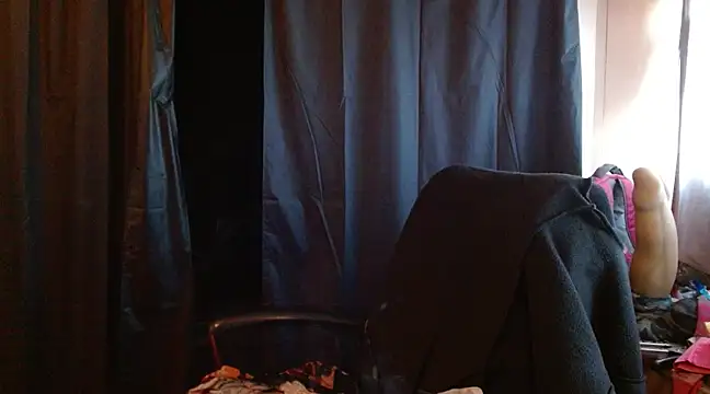 Snapshot of SimoneMoore chatting on 14, 3, 2025 SimoneMoore online show from 14, 3, 2025