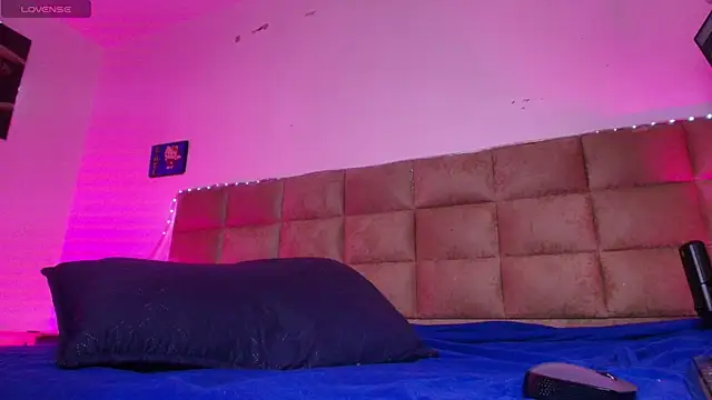  sex mia online show from 26, 9, 2025