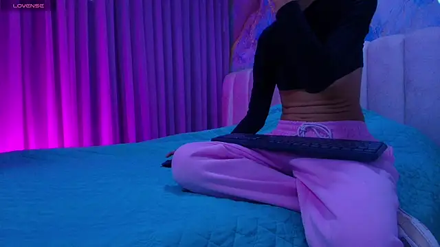  sex mia online show from 27, 4, 2026