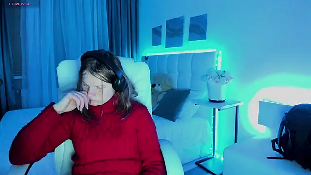 Kathlyn  Heath online show from 10, 2, 2025