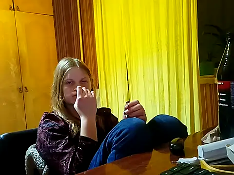 Kathlyn  Heath online show from 5, 3, 2025