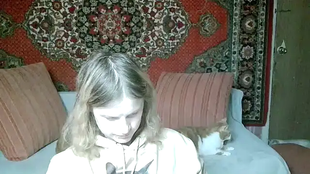 Kathlyn  Heath online show from 20, 12, 2025