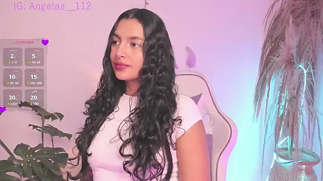 Snapshot of Anngel_1 chatting on 8, 3, 2025 Anngel 1 online show from 8, 3, 2025