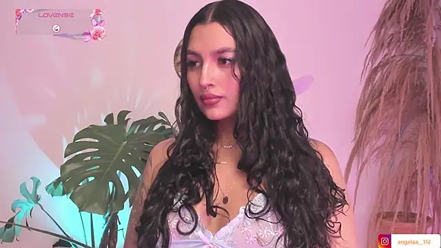 Snapshot of Anngel_1 chatting on 9, 11, 2025 Anngel 1 online show from 9, 11, 2025