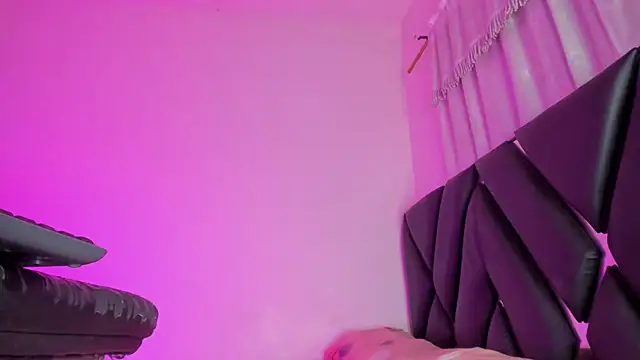stephany doll  online show from 6, 7, 2026
