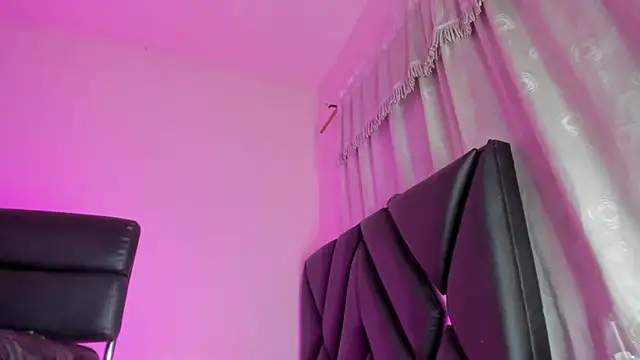 stephany doll  online show from 14, 7, 2026