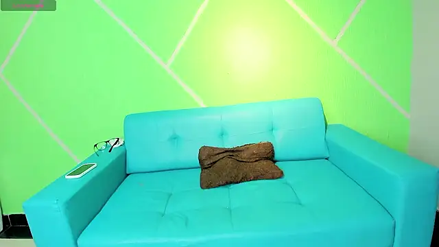 play sex18 online show from 27, 3, 2026