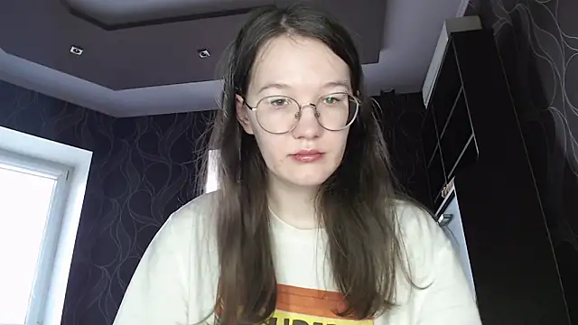 MiriamOr online show from 10, 3, 2025