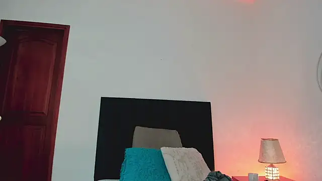 Snapshot of Nina_Cavaali chatting on 29, 12, 2024 Nina Cavaali online show from 29, 12, 2024