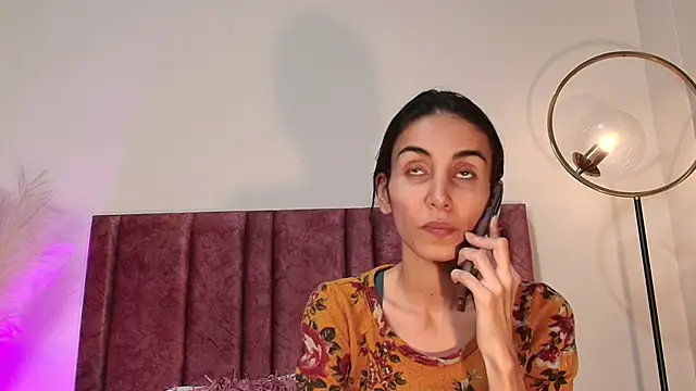 Snapshot of Nina_Cavaali chatting on 27, 10, 2025 Nina Cavaali online show from 27, 10, 2025