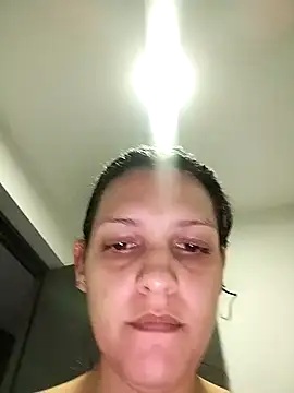 Mia Hampton online show from 31, 1, 2025