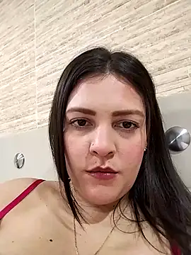 Mia Hampton online show from 26, 9, 2025