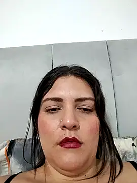 Mia Hampton online show from 20, 12, 2025