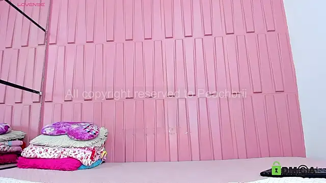 Briana Wells  online show from 11, 9, 2025