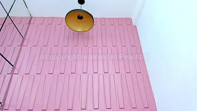 Briana Wells  online show from 19, 9, 2025