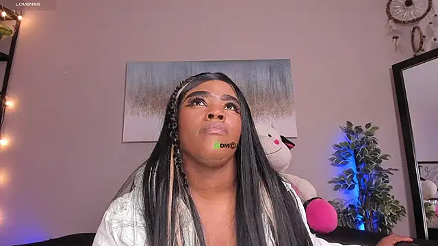 Briana Wells  online show from 7, 11, 2025