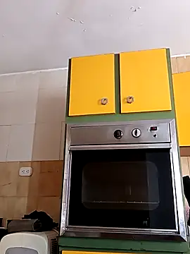 Leticia goddes online show from 28, 2, 2025