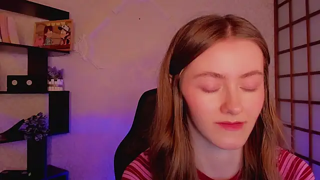 KateCuddle online show from 22, 1, 2025