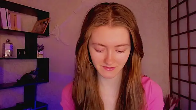 KateCuddle online show from 12, 2, 2025