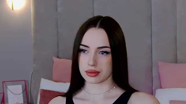 Betty Bridge online show from 10, 3, 2025