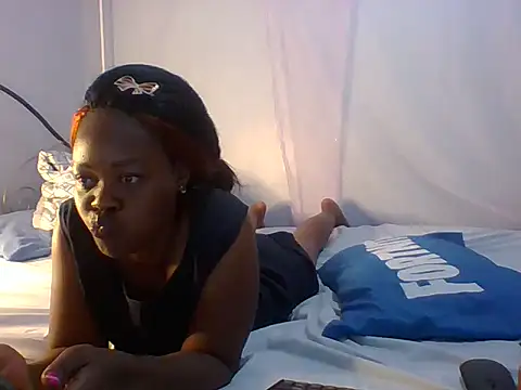 Snapshot of Eminent_Ride chatting on 28, 10, 2025 Eminent Ride online show from 28, 10, 2025