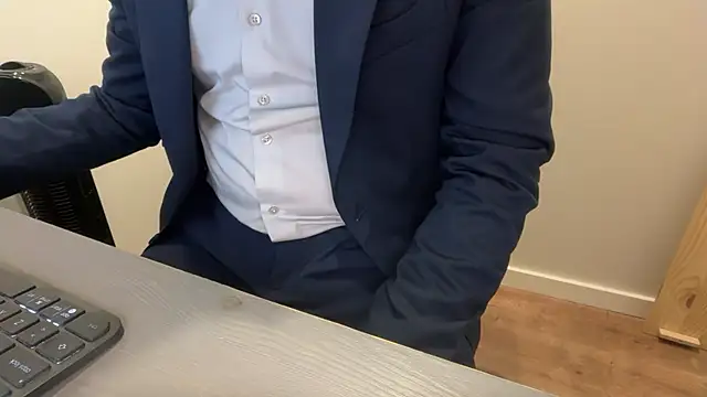 rickyi2023 online show from 26, 11, 2025