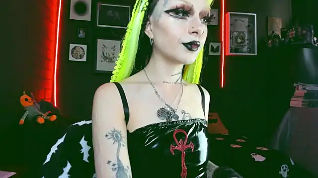 insania 9999  online show from 28, 1, 2025