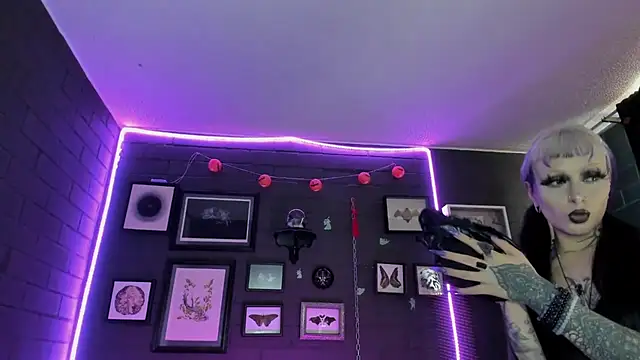 insania 9999  online show from 15, 9, 2025