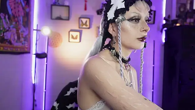 Snapshot of insania_9999_ chatting on 9, 2, 2026 insania 9999 online show from 9, 2, 2026