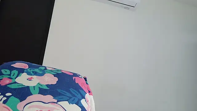 celeste sea online show from 28, 4, 2026