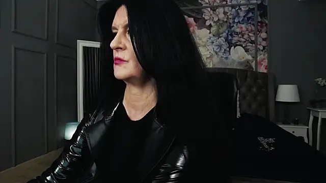 DomMelissaW online show from 13, 9, 2025