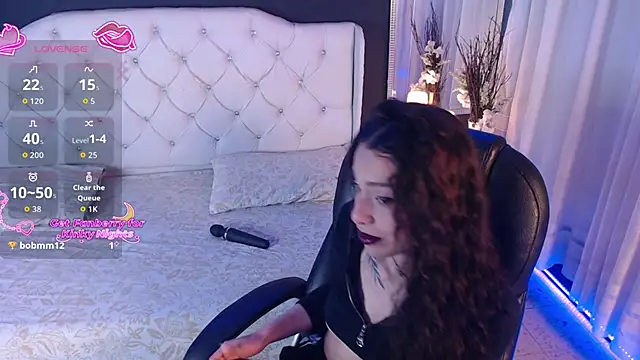 LiaVillalobos online show from 27, 11, 2025