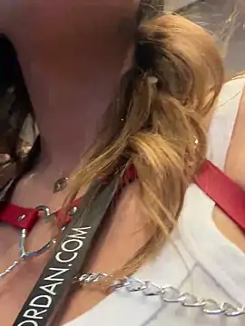 Snapshot of LeaGambit__ chatting on 24, 1, 2025 LeaGambit online show from 24, 1, 2025