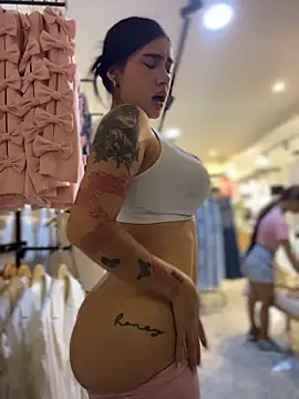 clarachanelricek online show from 10, 3, 2026