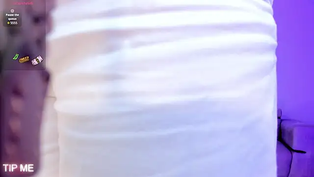 SophieBarnett online show from 22, 4, 2026