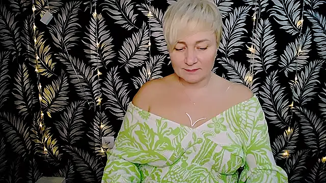 Olivia playful online show from 7, 1, 2025