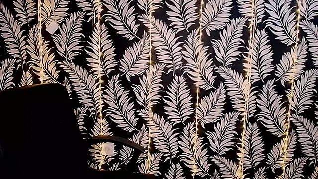 Olivia playful online show from 17, 2, 2025