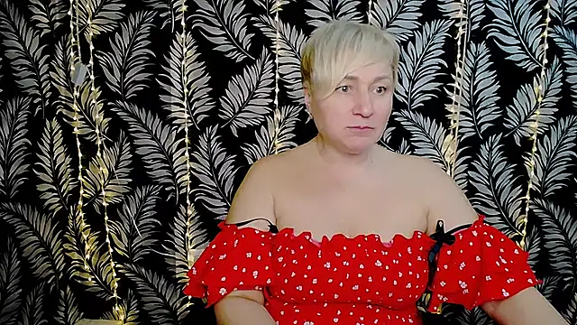 Olivia playful online show from 16, 3, 2025